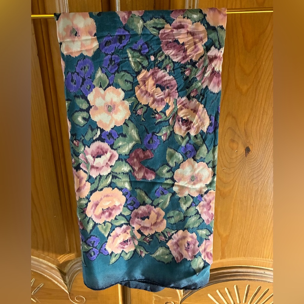 Silk scarf Hemisphere
